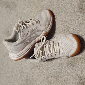ASICS Upcourt 5 white Volleyball shoes